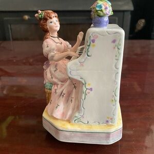 Vintage 1996 Yamada Lefton Fascination Waltz Music Box Figurine Girl at Piano